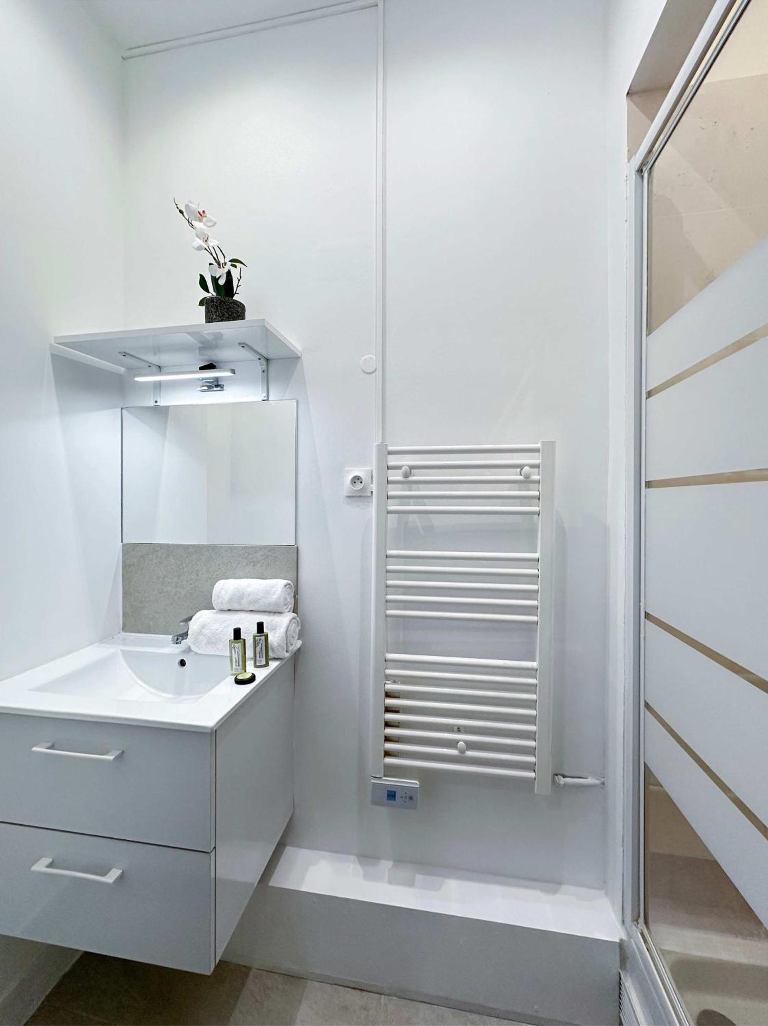 Renovated Champs-Elysees Retreat Leilighet Paris Eksteriør bilde