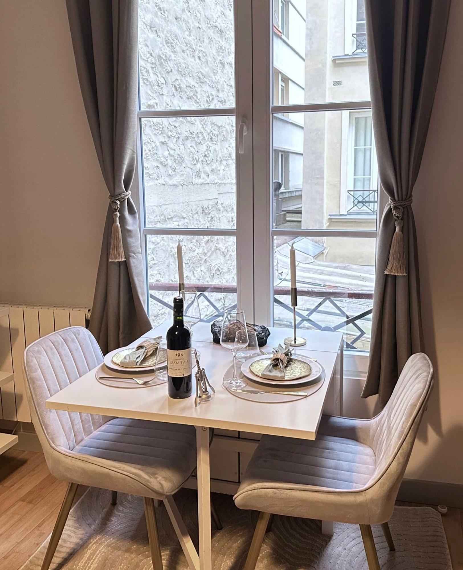 Renovated Champs-Elysees Retreat Leilighet Paris Eksteriør bilde